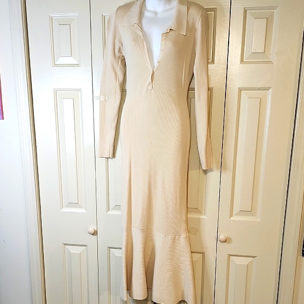 Elegant Cream Mermaid Dress